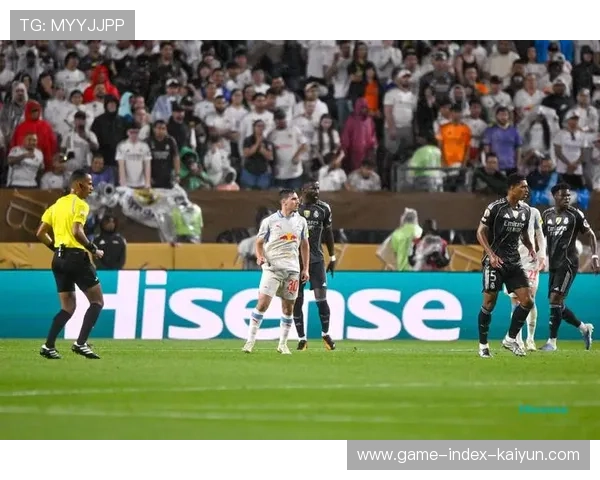 皇马关键球员失常,战绩不佳引发球迷热议 皇马关键球员失常,战绩不佳引发球迷热议