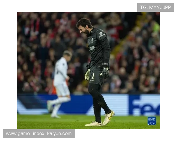 维尼修斯转身抽射给门将制造大麻烦